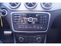 Mercedes-Benz CLA 200 Ambition 2e eigen. NAP AMG-pakket LED-verlichting bestuurdersstoel electr.verstelbaar met memory schakelflippers a/h stuur 18"-lmv PDC v+a stoelverwarming panodak lederen-bekleding navigatie