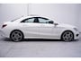Mercedes-Benz CLA 200 Ambition 2e eigen. NAP AMG-pakket LED-verlichting bestuurdersstoel electr.verstelbaar met memory schakelflippers a/h stuur 18"-lmv PDC v+a stoelverwarming panodak lederen-bekleding navigatie