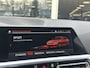 BMW 3-Serie 330i xDrive M-Sport | 259 pk | Camera | Trekhaak | Carbon spoiler