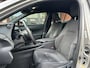 Lexus UX 250h Luxury Line DEALER ONDERHOUDEN!! // FULL LED // ADAPTIVE CRUISE // KEYLESS // NAVI // CAMERA // STOEL + STUURWIELVERWARMING // TREKHAAK!!