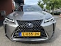 Lexus UX 250h Luxury Line DEALER ONDERHOUDEN!! // FULL LED // ADAPTIVE CRUISE // KEYLESS // NAVI // CAMERA // STOEL + STUURWIELVERWARMING // TREKHAAK!!