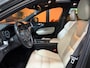 Volvo XC60 2.0 T8 Twin Engine AWD Inscription|PHEV SOH 91%|Dealer Onderhouden|1e Eigenaar|Full Options