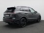 Volkswagen Tiguan 1.5 eHybrid R-Line Edition 272PK DSG Panoramadak, Trekhaak, Leder, Memorystoelen, Achteruitrijcamera, Keyless, Navi via Apple Carplay/Android Auto, Side Assist, Black Style, 20" LM Velgen, Matrix LED-Verlichting
