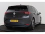 Volkswagen ID.3 First Plus 58 kWh | Trekhaak | Org NL | CarPlay | Stoelverwarming | Navigatie | Camera | PDC | LED Matrix |