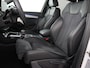 Audi Q5 50 TFSI e Quattro S edition Competition (Black Style / Matrix Led / Camera / Stoelverw. / Elek. achterklep / Carplay)