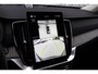 Volvo XC90 2.0 T8 Plug-in Hybrid AWD Ultra Dark | PHEV Long Range | Trekhaak | Luchtvering | Bowers Wilkins Audio | Nappaleder | Stoelventilatie | Stoelmassage | Panoramadak | Head-up Display | 360 Graden Camera | Parkeersensoren | Keyless Entry | Elektrische Achterklep | Elektrisch Verstelbare Voorstoelen