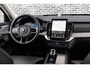 Volvo XC90 2.0 T8 Plug-in Hybrid AWD Ultra Dark | PHEV Long Range | Trekhaak | Luchtvering | Bowers Wilkins Audio | Nappaleder | Stoelventilatie | Stoelmassage | Panoramadak | Head-up Display | 360 Graden Camera | Parkeersensoren | Keyless Entry | Elektrische Achterklep | Elektrisch Verstelbare Voorstoelen