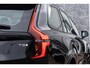 Volvo XC90 2.0 T8 Plug-in Hybrid AWD Ultra Dark | PHEV Long Range | Trekhaak | Luchtvering | Bowers Wilkins Audio | Nappaleder | Stoelventilatie | Stoelmassage | Panoramadak | Head-up Display | 360 Graden Camera | Parkeersensoren | Keyless Entry | Elektrische Achterklep | Elektrisch Verstelbare Voorstoelen