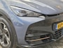 CUPRA Tavascan Business 82 kWh / Fabrieksgarantie t/m 8-2027 / SOH 100% / All season banden / CCS snelladen / Elektrische achterklep / Warmtepomp / Stuur- Stoel & Voorruit verwarming / Achteruitrijcamera / Adaptief cruise control / Keyless Entry/Start / Apple Carplay Android Auto / Climate control /