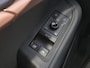 CUPRA Tavascan Business 82 kWh / Fabrieksgarantie t/m 8-2027 / SOH 100% / All season banden / CCS snelladen / Elektrische achterklep / Warmtepomp / Stuur- Stoel & Voorruit verwarming / Achteruitrijcamera / Adaptief cruise control / Keyless Entry/Start / Apple Carplay Android Auto / Climate control /