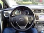 Toyota Auris 1.8 Hybrid 136pk Aut Dynamic bij Toyota specialist, rijklaar met 12 maanden garantie