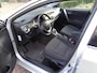 Toyota Auris 1.8 Hybrid 136pk Aut Dynamic bij Toyota specialist, rijklaar met 12 maanden garantie
