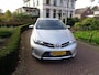 Toyota Auris 1.8 Hybrid 136pk Aut Dynamic bij Toyota specialist, rijklaar met 12 maanden garantie