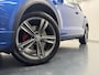 Volkswagen T-Roc 1.5 TSi 3x R-line Automaat-Afn.Trekhaak-Navigatie-Adapt.Cr.contr-Clima-Carplay-Camera-Stoelverwarming-Parkeersensoren-Lm18''velgen