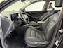 Kia Niro EV Dynamic PlusLine 64.8 kWh 204PK | Schuifdak | HUD | Leder int. | Stoel/Stuur verwarming | Apple Carplay | Sfeerverlichting | Origineel NL