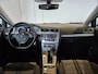 Volkswagen Golf Variant 1.0 TSI Connected Series /Trekhaak / Camera / NL Auto