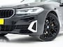 BMW 5-Serie Touring 530e | LED Grille | Leder | Harman/Kardon | Keyless | Adaptive Cruise | Sfeerlicht