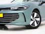 Volkswagen Passat Variant 1.5 eHybrid 204PK | Leder/Alcantara | Massage | Trekhaak | HUD | Camera | Adaptive Cruise | Sfeerlicht | Carplay