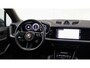 Porsche Cayenne 3.0 E-Hybrid SportDesign | Stoelventilatie | Head-up | Panoramadak | Soft-Close | InnoDrive | Trekhaak | Sportuitlaat | BOSE Sound | Bijrijdersdisplay