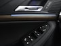 BMW 2-Serie Active Tourer 225e xDrive Luxury Line | SOH 95,1% | Trekhaak | Leder | Full LED | Head Up| Keyless | Navigatie | Carplay | 17" | Stoelverwarming | 360 Camera | Adaptive Cruise