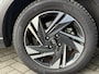 Hyundai Bayon 1.0 T-GDI Premium All Season Banden | Navigatie | Stoel & Stuurverwarming | Camera | Led | Parkeersensoren