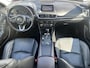 Mazda 3 2.0 SkyActiv-G 120 GT-M | Cruise Control | Navigatie | Bose Premium Audio | Lederen Bekleding | Stoel/Stuur Verwarming | Trekhaak Afneembaar | Head-Up Display | Lichtmetalen velgen |