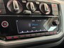 Volkswagen Up! 1.0 | Camera | Stoelverwarming | Cruise | Sensoren |