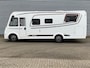 Capron I7400 SB Etrusco 7400 SB Integraal Ruimte Wonder/Lengte Bedden, Hefbed/Sat+TV
