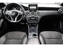 Mercedes-Benz A-klasse 180 Prestige AMG TREKHAAK-AFN LEER/ALCANTARA ZWARTE-HEMEL ELECT-SPIEGELS CRUISE NAVI PDC 18''AMG-VELGEN