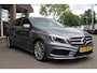 Mercedes-Benz A-klasse 180 Prestige AMG TREKHAAK-AFN LEER/ALCANTARA ZWARTE-HEMEL ELECT-SPIEGELS CRUISE NAVI PDC 18''AMG-VELGEN