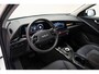 Kia Niro EV e-Niro DynamicLine 64.8 kWh 3-fase [ Navi Adapt.cruise Camera Stoel-en stuurverwarming ]