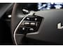 Kia Niro EV e-Niro DynamicLine 64.8 kWh 3-fase [ Navi Adapt.cruise Camera Stoel-en stuurverwarming ]