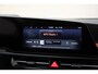 Kia Niro EV e-Niro DynamicLine 64.8 kWh 3-fase [ Navi Adapt.cruise Camera Stoel-en stuurverwarming ]