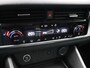 Nissan Qashqai 140pk MHEV N-Connecta | Stoel & stuurverwarming | Adaptive cruise control | Climate control | Dodehoek detectie | Lichtmetalen velgen 18'' |