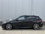 BMW 1-Serie M135i xDrive High Executive | Pano | Head-up | Harman/Kardon | Dealer onderhouden