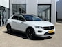 Volkswagen T-Roc 1.5 TSI Sport Business R | 150PK/Voll.Historie/Navi/Pano.Dak/Adapt.Cruise/Camera/Stoelverw./19"/Sfeerverl./Apple CarPlay-Android Auto