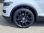 Volkswagen T-Roc 1.5 TSI Sport Business R | 150PK/Voll.Historie/Navi/Pano.Dak/Adapt.Cruise/Camera/Stoelverw./19"/Sfeerverl./Apple CarPlay-Android Auto