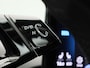 Volkswagen ID.4 Pro 77 kWh 204 PK| Dealeronderhouden | Navigatie | 360 Camera | Head-Updisplay | Achterklep Elektrisch | LED Matrix | Stoelverwarming | Stuurwielverwarming | Elektrische Voorstoelen