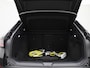 Volkswagen ID.4 Pro 77 kWh 204 PK| Dealeronderhouden | Navigatie | 360 Camera | Head-Updisplay | Achterklep Elektrisch | LED Matrix | Stoelverwarming | Stuurwielverwarming | Elektrische Voorstoelen