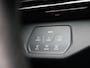 Volkswagen ID.4 Pro 77 kWh 204 PK| Dealeronderhouden | Navigatie | 360 Camera | Head-Updisplay | Achterklep Elektrisch | LED Matrix | Stoelverwarming | Stuurwielverwarming | Elektrische Voorstoelen