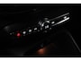 Volvo XC40 1.5 T5 Recharge R-Design 262pk | Pano | Stoelverwarming | Camera | Apple Carplay