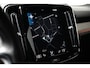 Volvo XC40 1.5 T5 Recharge R-Design 262pk | Pano | Stoelverwarming | Camera | Apple Carplay