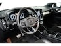Volvo XC40 1.5 T5 Recharge R-Design 262pk | Pano | Stoelverwarming | Camera | Apple Carplay