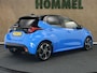 Toyota Yaris 1.5 Hybrid 130 Launch Edition - ORIGINEEL NEDERLANDSE AUTO - AFKOMSTIG VAN 1E EIGENAAR - DEELS LEDEREN BEKLEDING - PARKEERSENSOREN VOOR/ ACHTER - NAVIGATIE - HEAD UP DISPLAY - STUUR EN STOELVERWARMING - 17 INCH LICHT METALEN VELGEN - JBL AUDIO - DODEHOEK DETECTIE