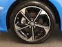 Toyota Yaris 1.5 Hybrid 130 Launch Edition - ORIGINEEL NEDERLANDSE AUTO - AFKOMSTIG VAN 1E EIGENAAR - DEELS LEDEREN BEKLEDING - PARKEERSENSOREN VOOR/ ACHTER - NAVIGATIE - HEAD UP DISPLAY - STUUR EN STOELVERWARMING - 17 INCH LICHT METALEN VELGEN - JBL AUDIO - DODEHOEK DETECTIE