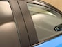 Toyota Yaris 1.5 Hybrid 130 Launch Edition - ORIGINEEL NEDERLANDSE AUTO - AFKOMSTIG VAN 1E EIGENAAR - DEELS LEDEREN BEKLEDING - PARKEERSENSOREN VOOR/ ACHTER - NAVIGATIE - HEAD UP DISPLAY - STUUR EN STOELVERWARMING - 17 INCH LICHT METALEN VELGEN - JBL AUDIO - DODEHOEK DETECTIE