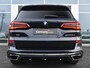 BMW X5 M M50d M-Sportpakket Grijs-kenteken Laser-LED H&K Pano Head-Up Swarovski 22-Inch Ex.BTW