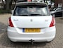 Suzuki Swift 1.2 Bandit EASSS 95 Pk 4-cilinder Benzine * PRACHTIGE AUTOMOBIEL * * Airco * Trekhaak * Stoelverwarming * Cruise Control * Kilometer Autopas * Vingerhoets; Vierde Generatie Eersteklas Service. Al meer dan 100 jaar een begrip in de Brabantse Kempen.