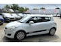 Suzuki Swift 1.2 Bandit EASSS 95 Pk 4-cilinder Benzine * PRACHTIGE AUTOMOBIEL * * Airco * Trekhaak * Stoelverwarming * Cruise Control * Kilometer Autopas * Vingerhoets; Vierde Generatie Eersteklas Service. Al meer dan 100 jaar een begrip in de Brabantse Kempen.