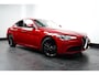 Alfa Romeo Giulia 2.0T | Camera | Stoelverwarming | Elek. Stoelen | Trekhaak